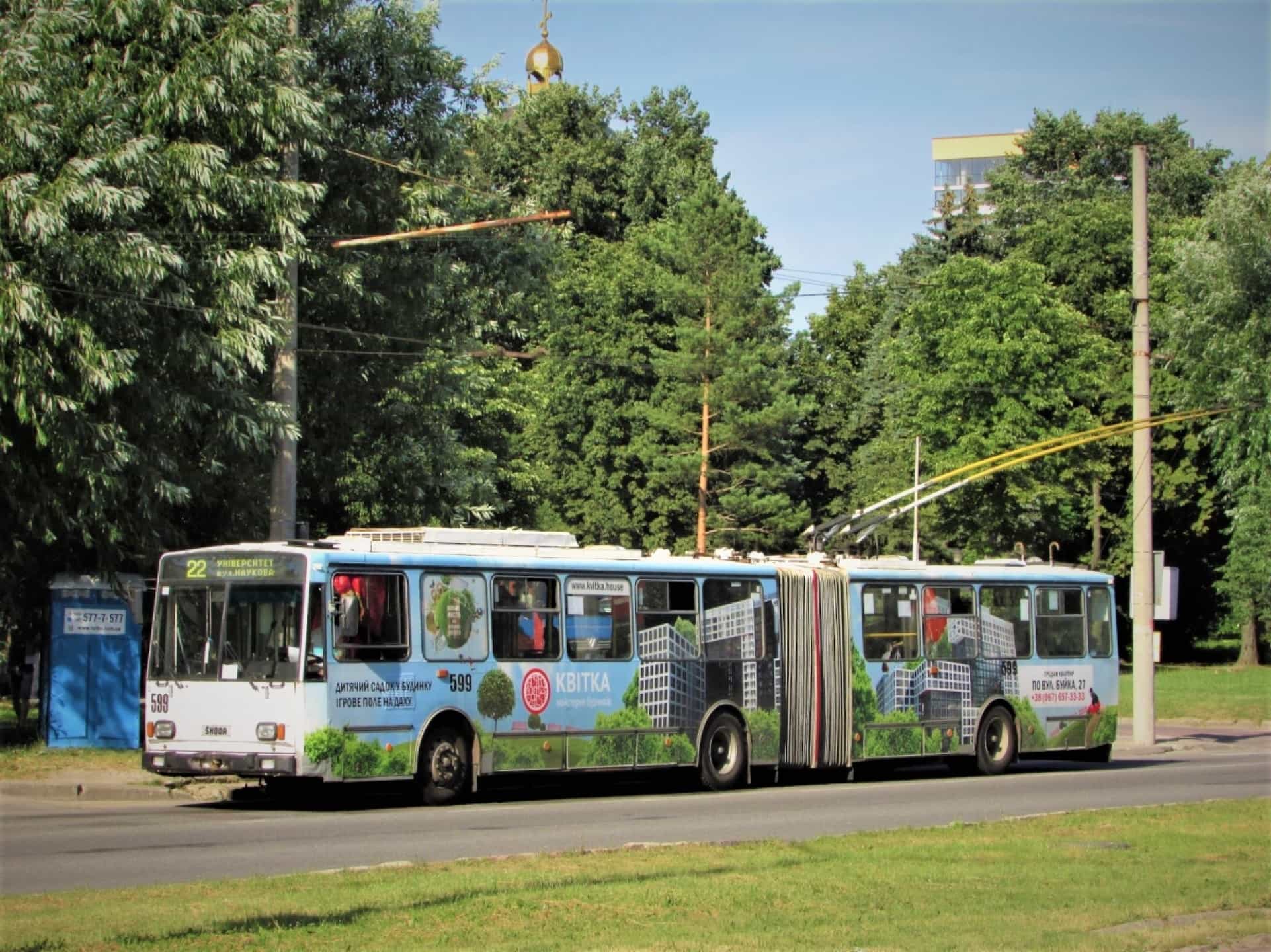 реклама на тролейбусах