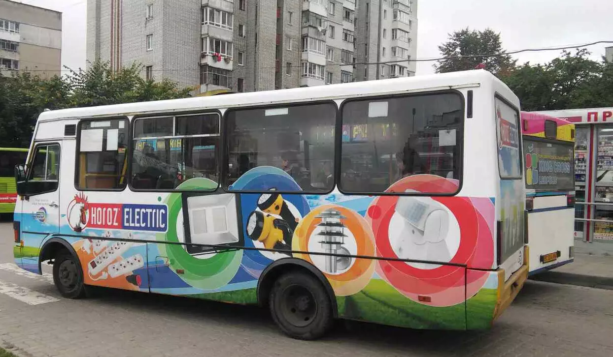 Реклама на маршрутке для HOROZ ELECTRIC во Львове Фото 1