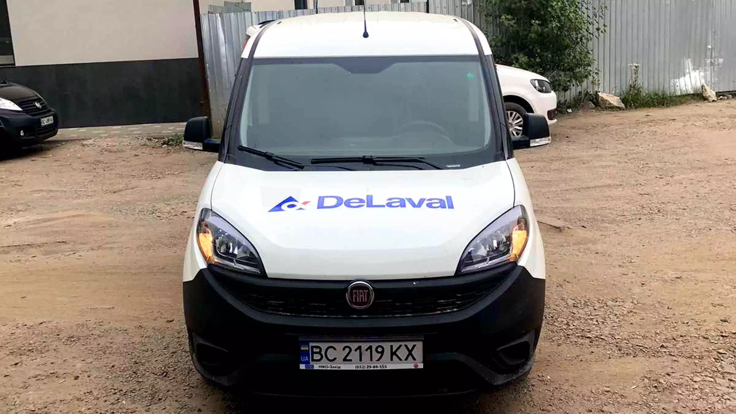Реклама на авто, брендирование авто Фото 3